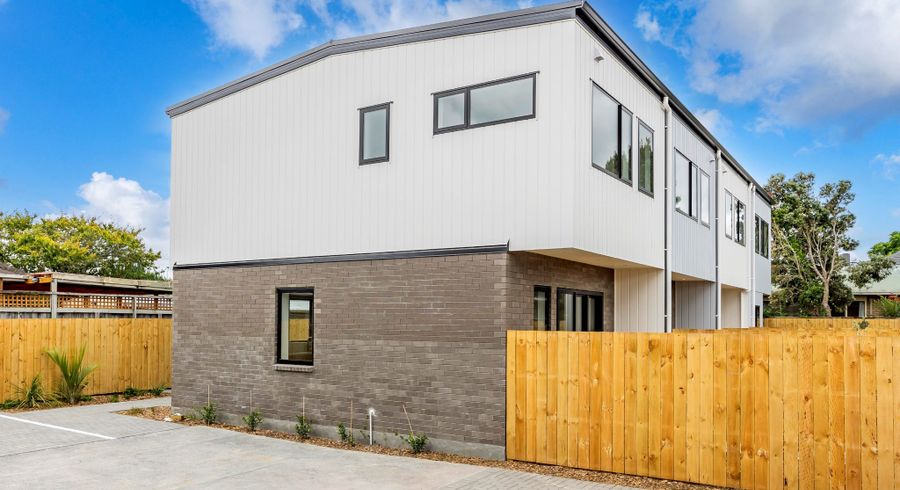  at 14C & 14D Durham Street, Te Atatu Peninsula, Waitakere City, Auckland