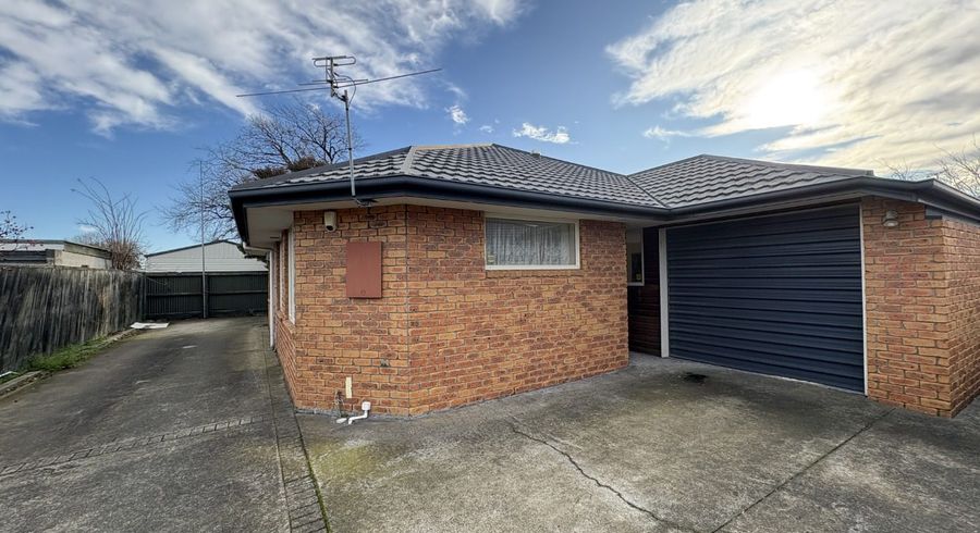  at 17D Division Street, Riccarton, Christchurch