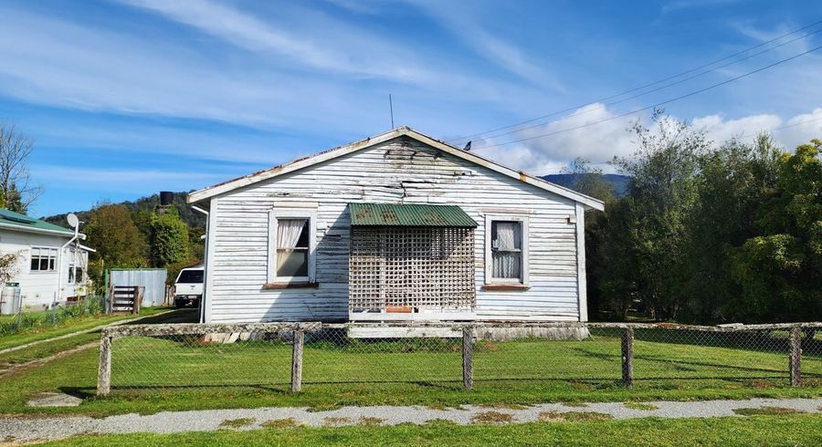  at 20 Brodie Street, Blackball, Greymouth