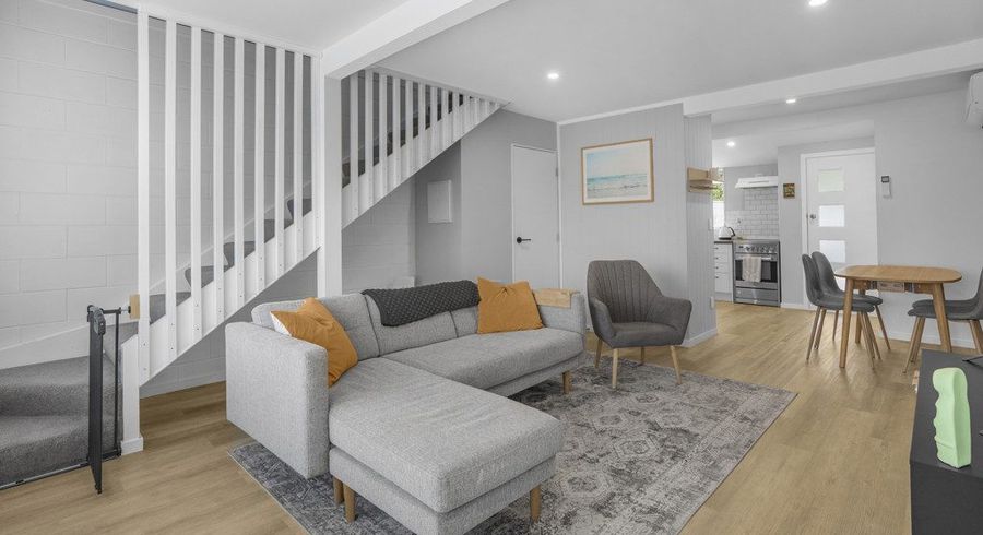  at 4/6 Richmond Street, Petone, Lower Hutt