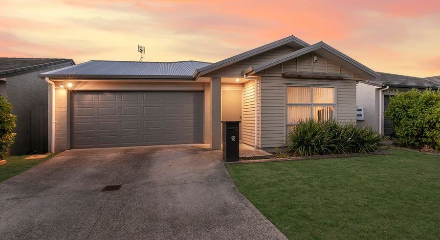  at 98 Popokatea Drive, Takanini, Papakura, Auckland