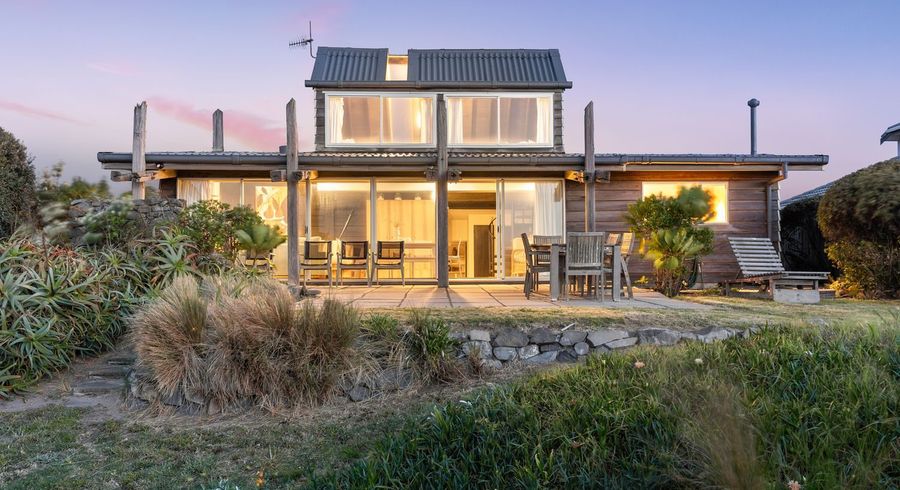  at 75 Field Way, Waikanae Beach, Kapiti Coast, Wellington
