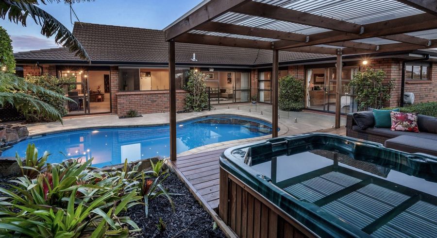  at 6 Citation Way, Botany Downs, Auckland