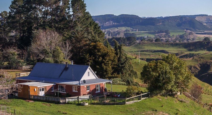  at 215 Kukuta Road, Okoia, Whanganui