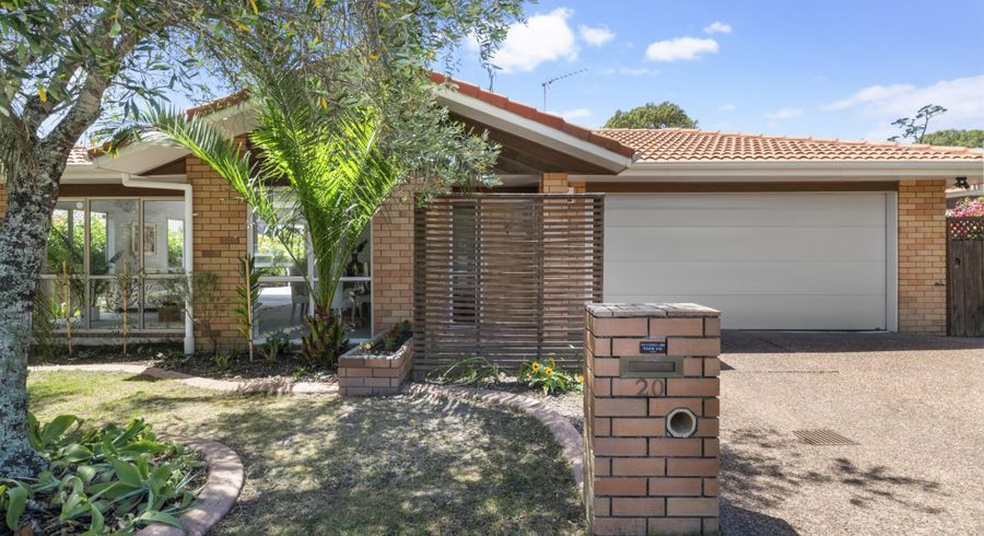  at 20 Amherst Place, Albany, Auckland