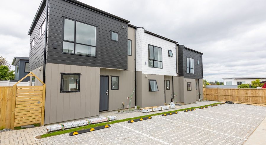  at 7/77 Glenmore Road, Sunnyhills, Manukau City, Auckland