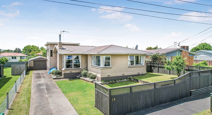  at 14 Larnach Street, Saint Andrews, Hamilton