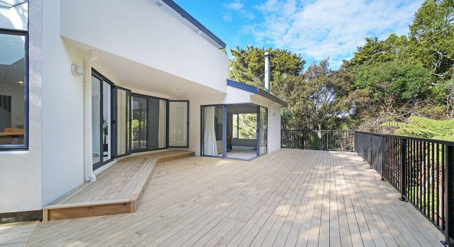  at 15b Wernham Place, Northcote, North Shore City, Auckland