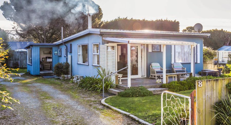  at 8 Chamberlain Avenue, Amberley Beach, Hurunui, Canterbury