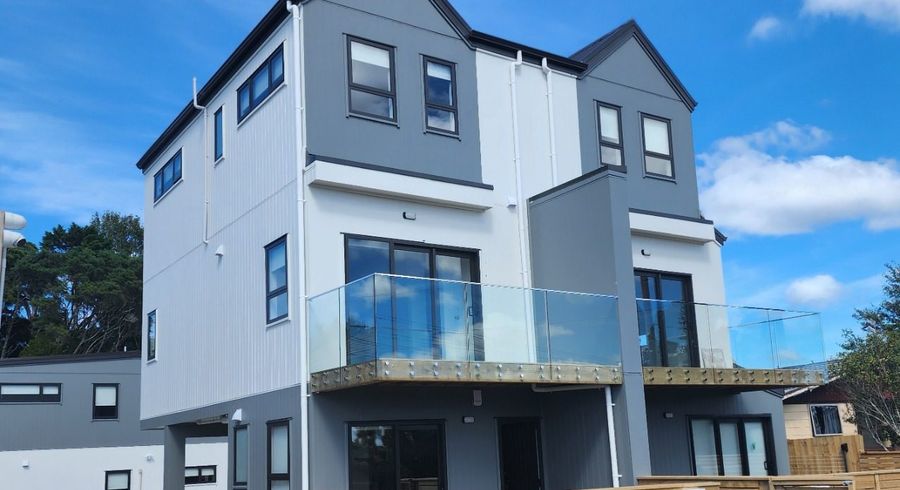  at 2/43 Ranui Ave, Ranui, Waitakere City, Auckland