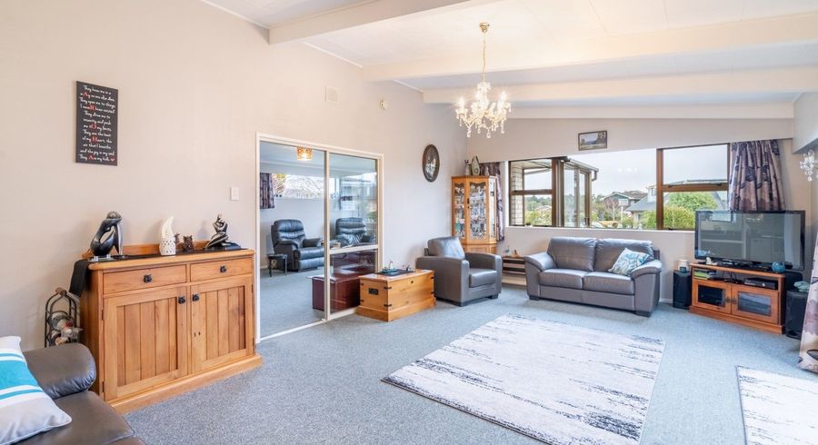  at 2 Hamilton Avenue, Winton, Winton