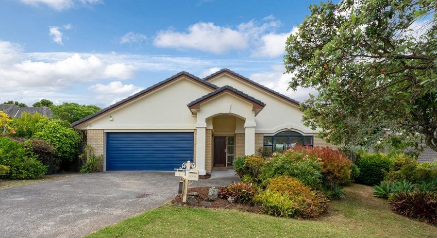 at 6 Rush Creek Drive, Westgate, Auckland