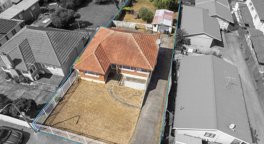  at 25 Tiverton Road, Avondale, Auckland