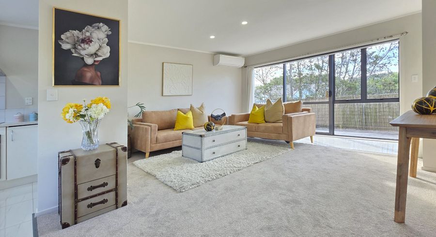  at 1/5 John Jennings Drive, Albany, North Shore City, Auckland