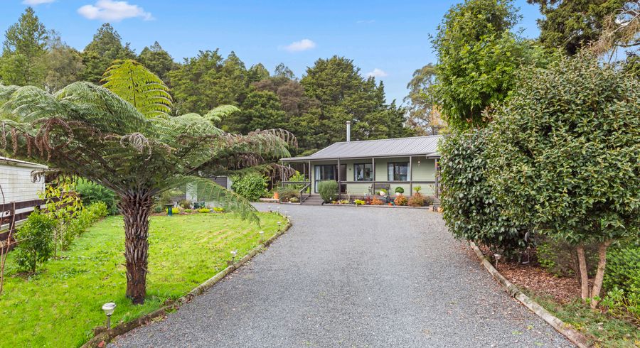  at 16 Totara Grove, Waitetuna