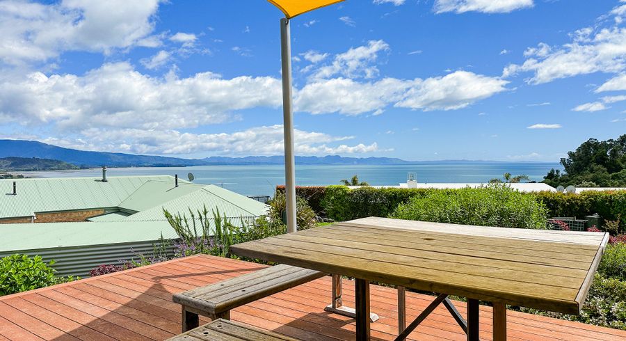  at 28 Bay Vista Drive, Pōhara, Tākaka