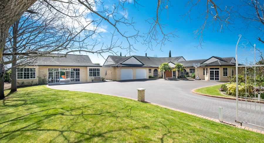  at 85 Enfield Drive, Pakipaki