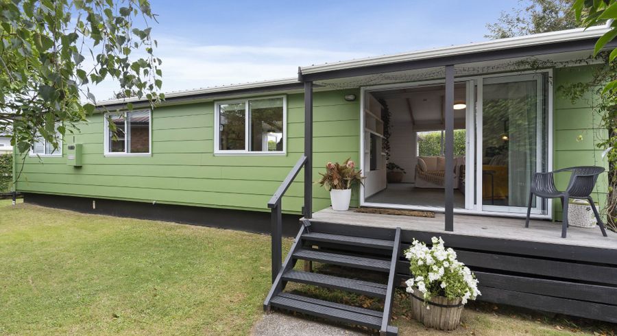  at 1/2 Springbank Lane, Te Atatū Peninsula, Auckland