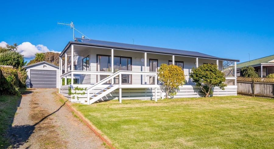  at 66 Queens Road, Waikanae Beach, Kapiti Coast, Wellington