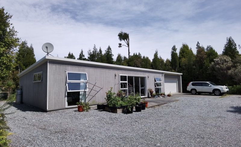  at 3 Hurren Place West, Hokitika