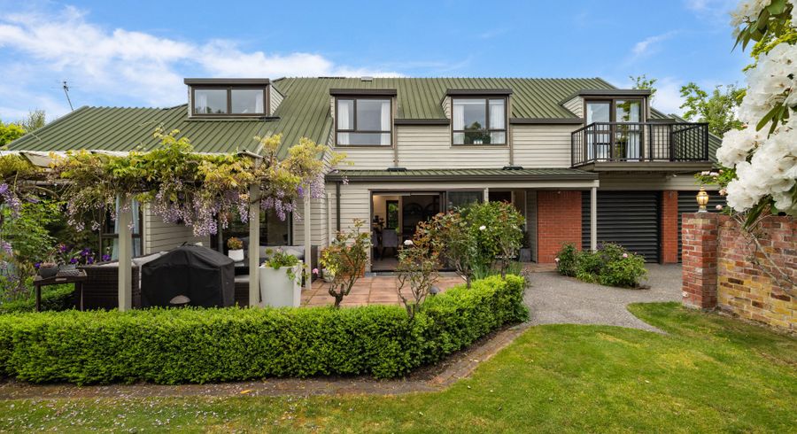  at 37B Highland Place, Avonhead, Christchurch