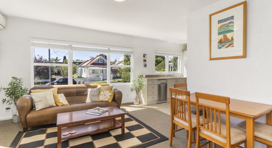  at 1/5 Cambria Road, Devonport, Auckland