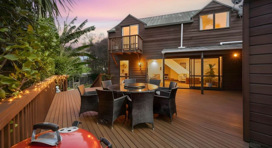  at 3/35 Jaemont Avenue, Te Atatu South, Waitakere City, Auckland