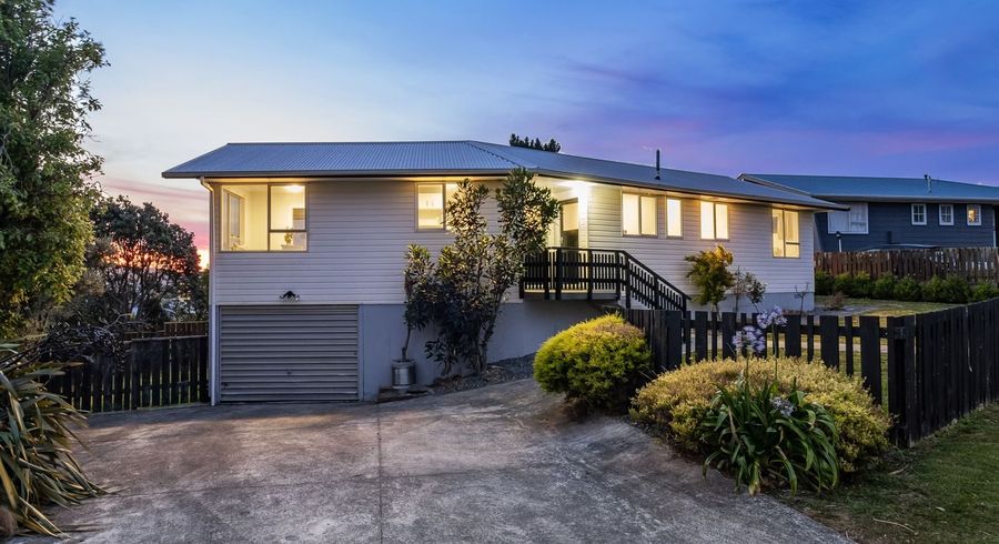  at 9 Bollard Street, Whitby, Porirua, Wellington