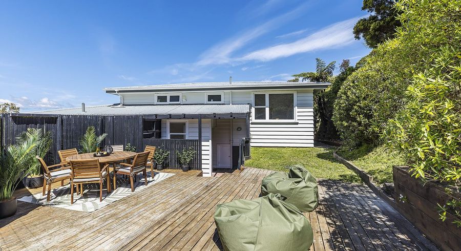  at 10 Claire Street, Ngaio, Wellington