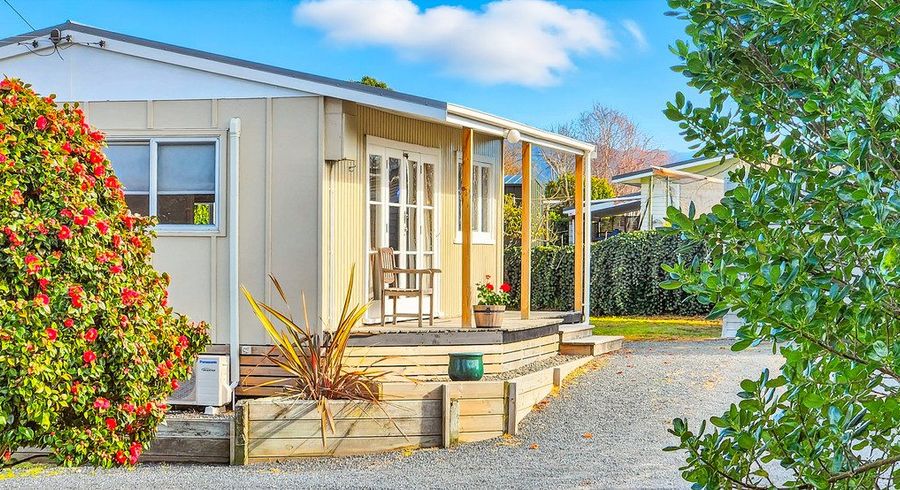  at 47 Gray Avenue, Paraparaumu Beach, Kapiti Coast, Wellington