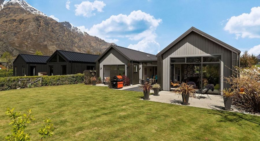  at 2 Caithness Court, Jacks Point, Queenstown-Lakes, Otago