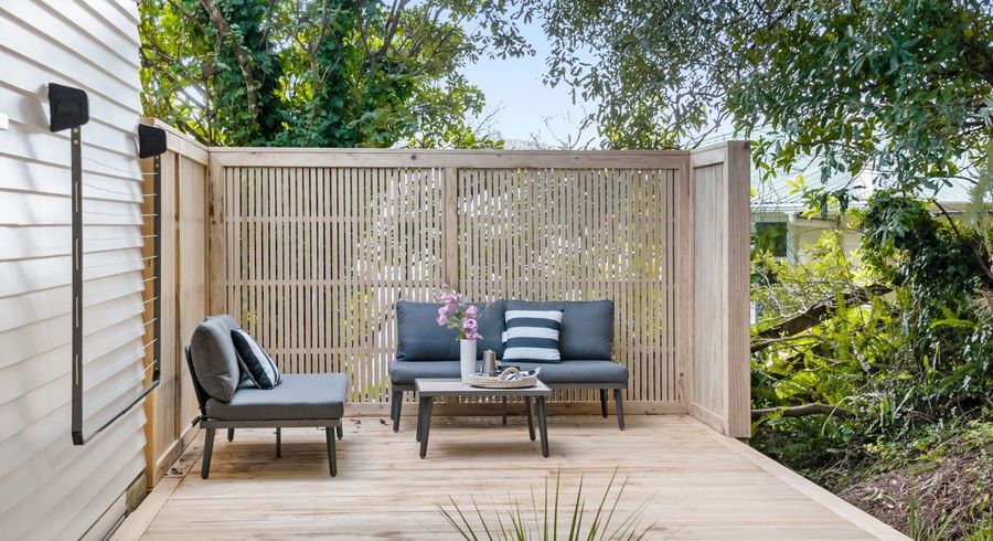  at 7 Thomson Grove, Stokes Valley, Lower Hutt, Wellington