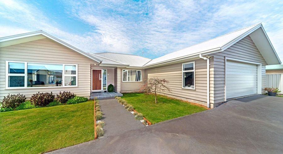  at 25 Pohutukawa Grove, Lytton West, Gisborne