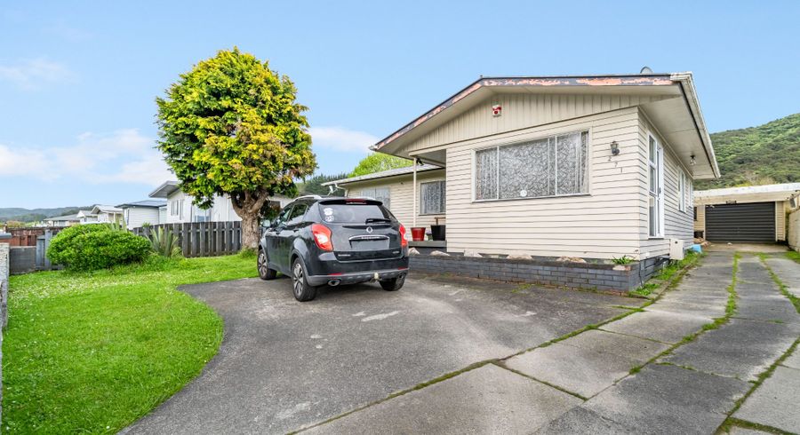  at 271 Wellington Road, Wainuiomata, Lower Hutt