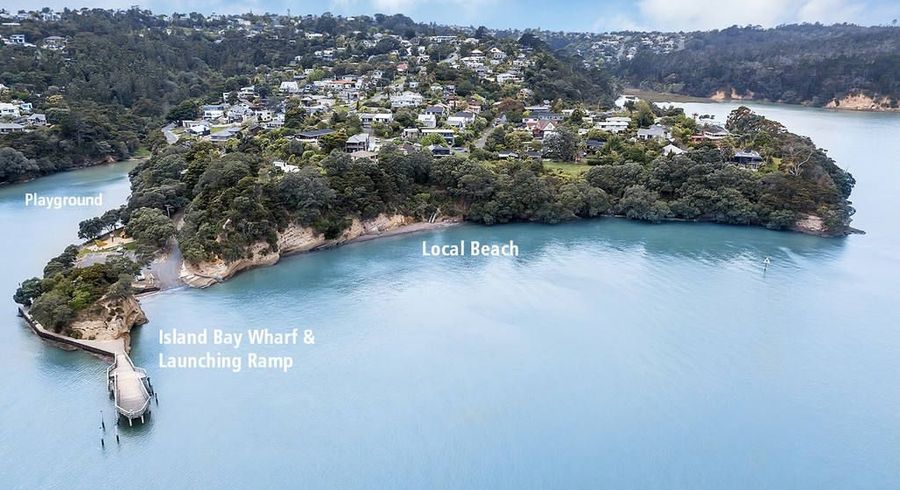  at 16 Valhalla Drive, Beach Haven, North Shore City, Auckland
