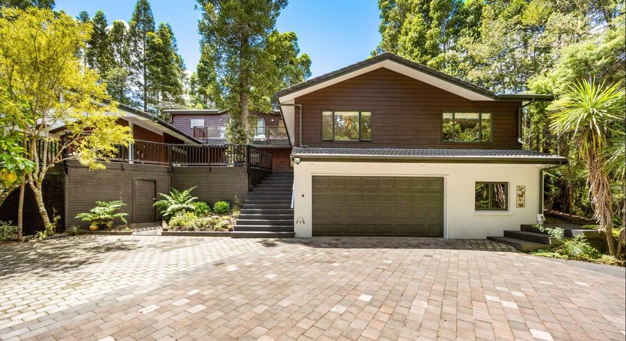  at 33 Treetops Way, Bayview, North Shore City, Auckland