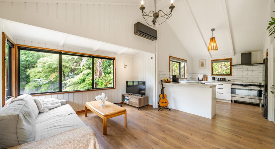  at 34 Wyndham Road, Pinehaven, Upper Hutt, Wellington