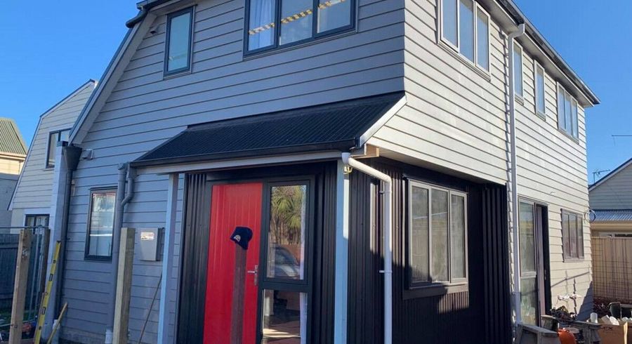  at 52 Grange Street, North Dunedin, Dunedin