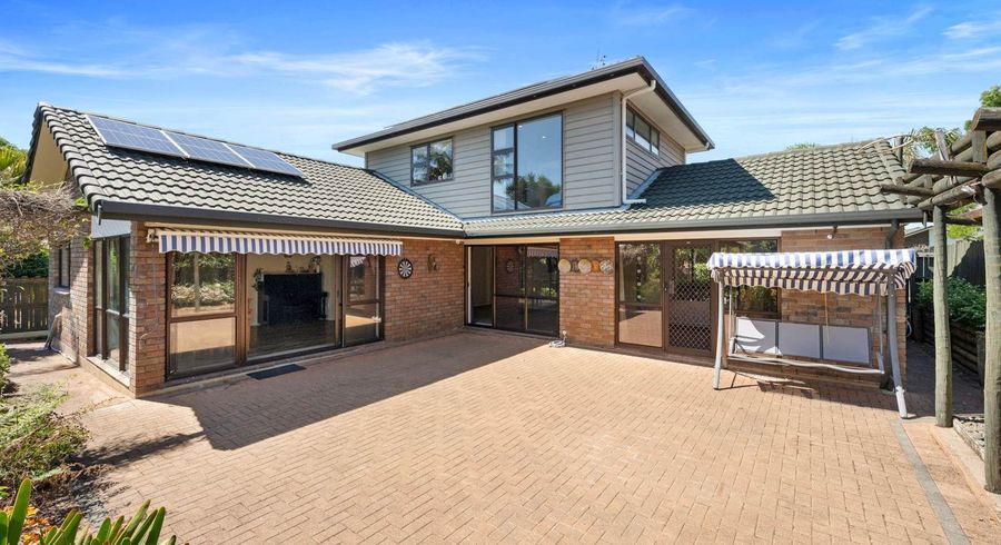  at 19 Loloma Drive, Half Moon Bay, Manukau City, Auckland