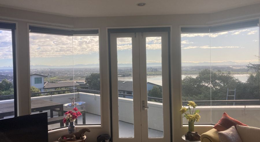  at 9A Janice Place, Mount Pleasant, Christchurch City, Canterbury