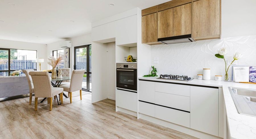  at 17B & E McCullough Avenue, Papatoetoe, Manukau City, Auckland