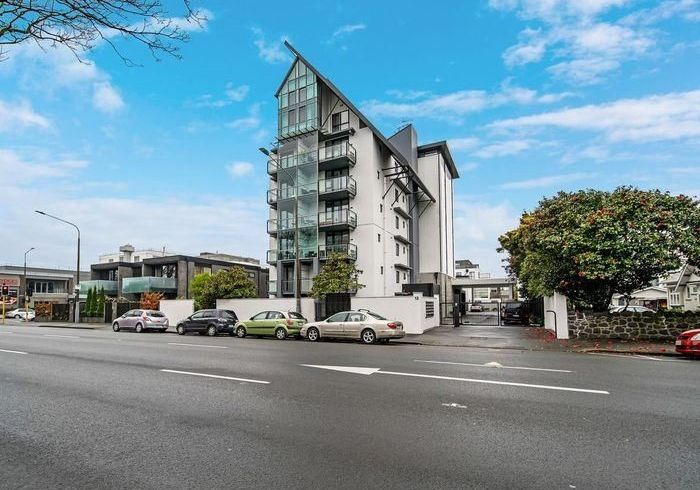  at 6/12 Latimer Square, City Centre, Christchurch City, Canterbury