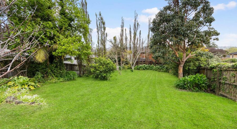  at 207 Sturges Road, Henderson, Waitakere City, Auckland