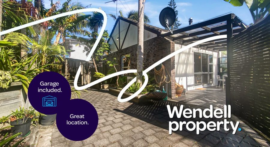  at 2/24 Amberley Avenue, Te Atatu South, Waitakere City, Auckland