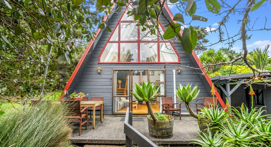  at 52 Bay Road, Ostend, Waiheke Island