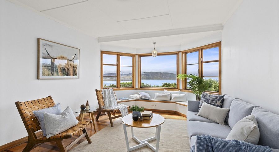  at 93 View Road, Houghton Bay, Wellington