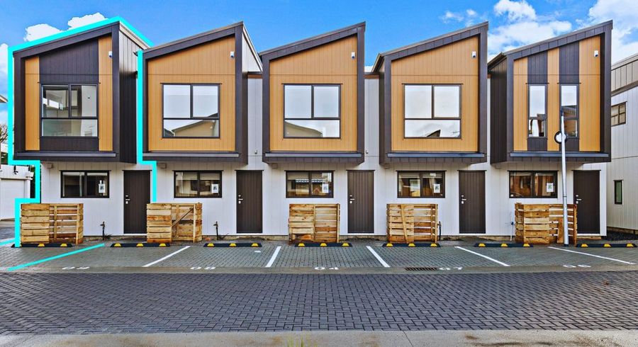  at 41 Red Arches Road, Henderson, Waitakere City, Auckland