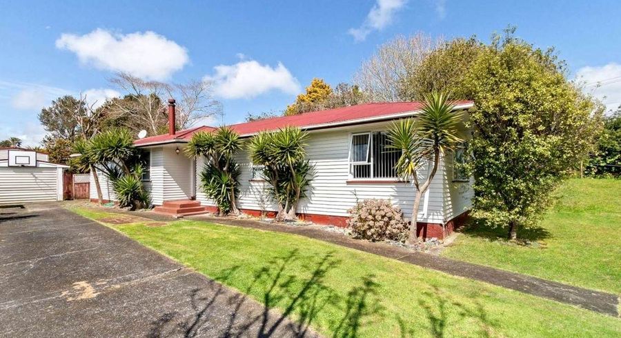  at 2 Albertson Place, Manurewa, Manukau City, Auckland
