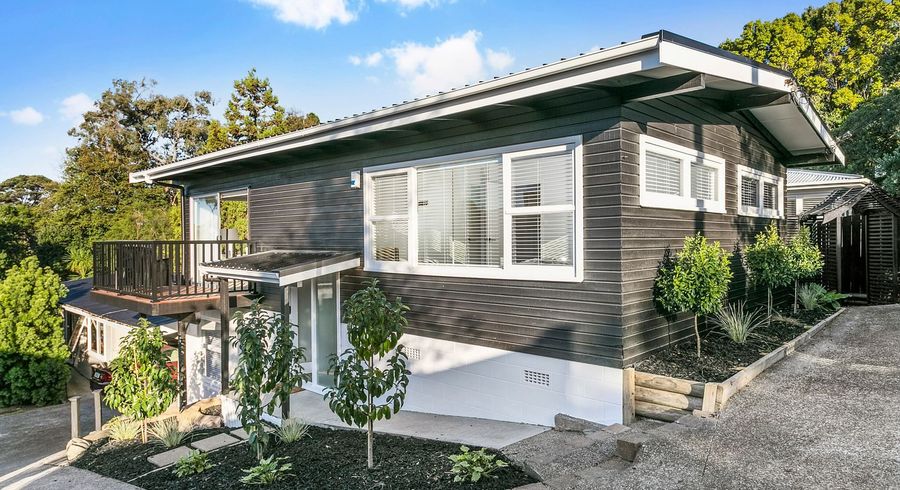  at 1/237 Rangatira Road, Beach Haven, Auckland