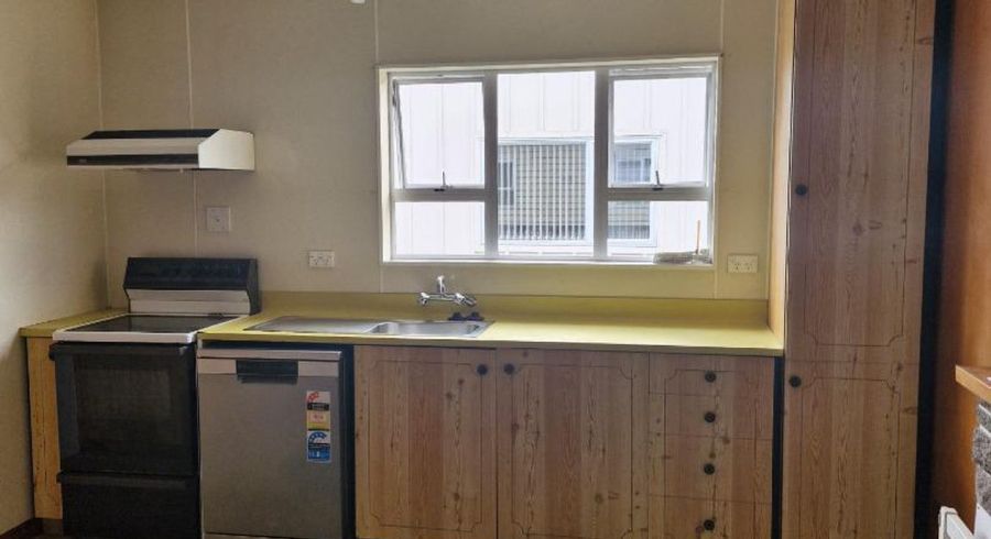  at 100 Young Street, New Plymouth, New Plymouth